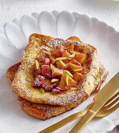 Pink Lady® apple cinnamon French toast