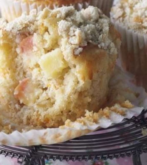 Apple Oaty Crumble Muffins