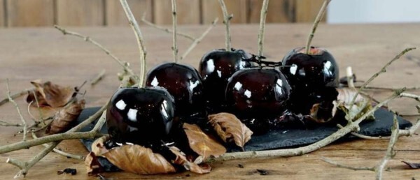 Poison Toffee Apples