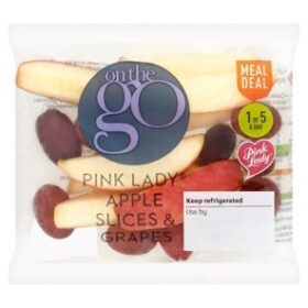 Sainsbury's On the Go Pink Lady® Apple Slices & Grapes Meal Deal 80g